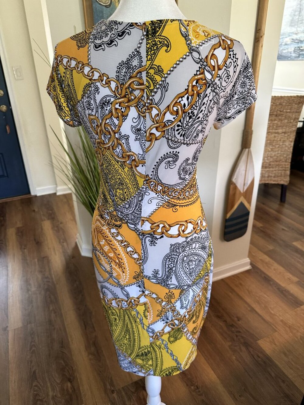 Cache Dress Size 4 - Picture 3 of 6